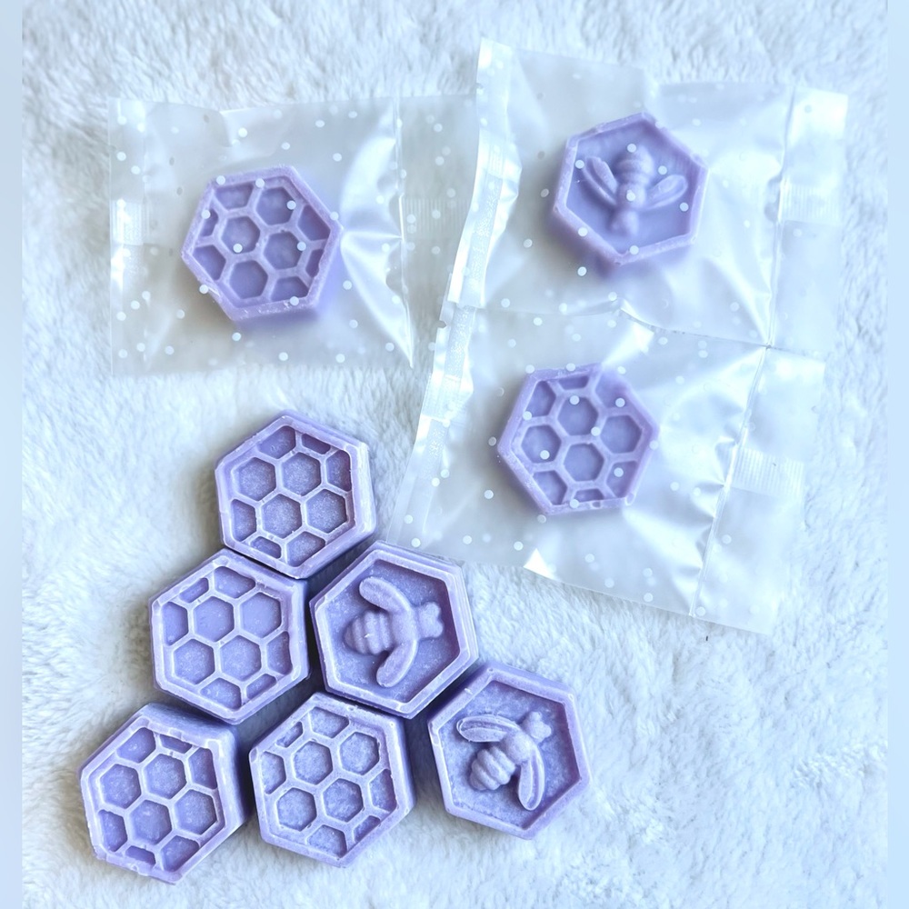 12x bee and honeycomb mini soap (lavender scent